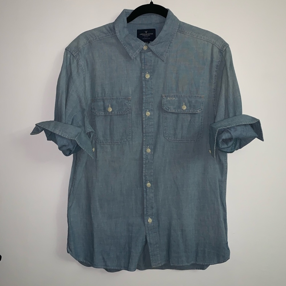 🔥NEW🔥AMERICAN EAGLE chambray shirt